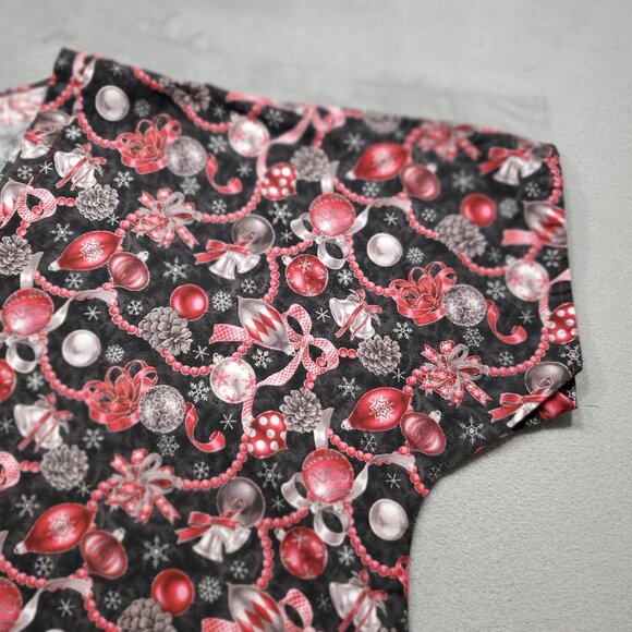 Handmade Vneck Scrub Top Christmas Decoration Theme Red White Silver Black Sz L - Picture 5 of 9